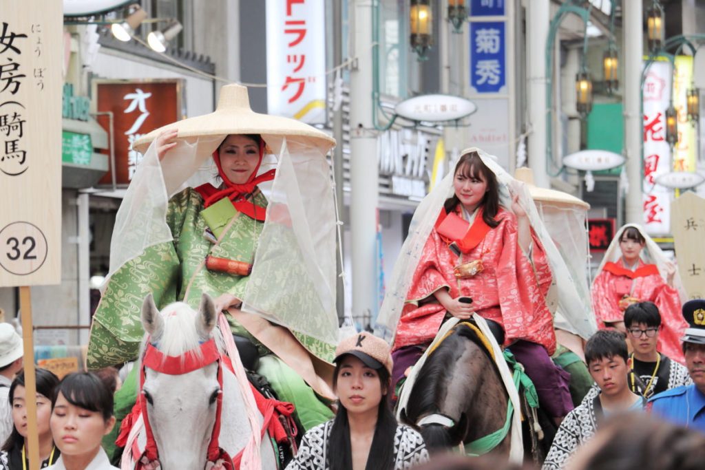 ５年ぶりの「楠公武者行列」湊川神社から神戸の街を練り歩き