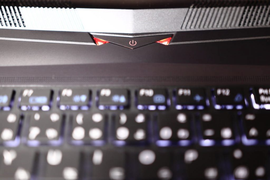 DAIV-NG7500S2-SH5の電源ボタン