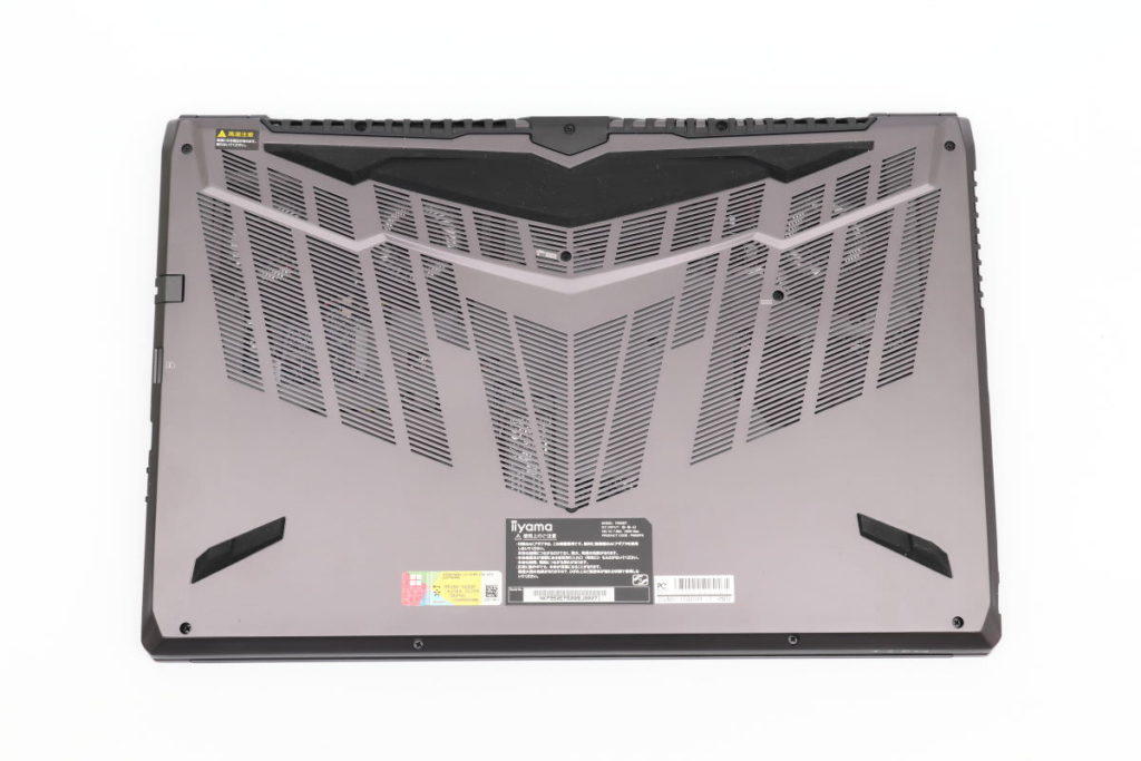 iiyama SENSE-15QX094-i7-RNRVI-DevelopRAWの裏面