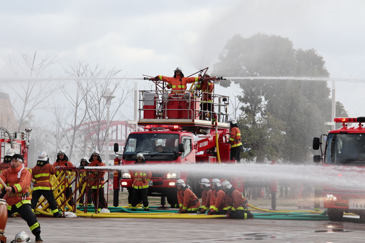 神戸市消防出初式 2020年1月5日 フェニックス放水