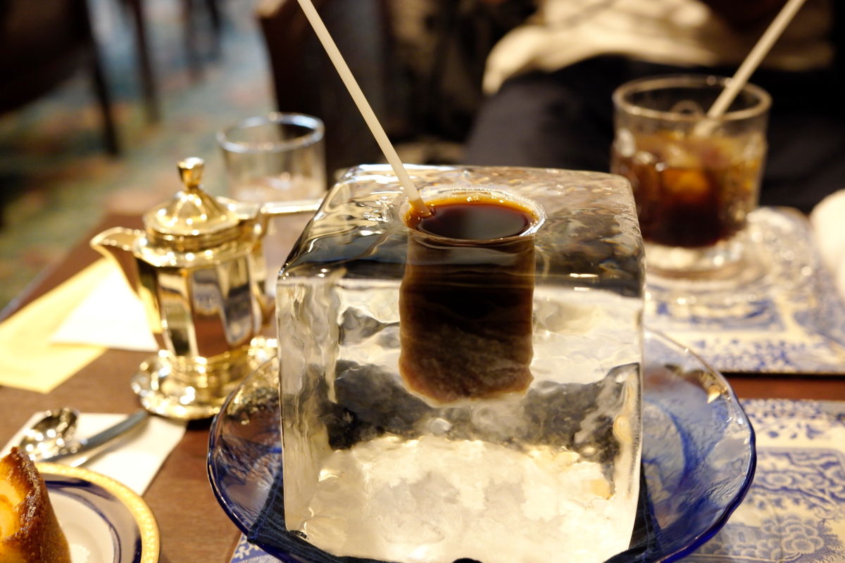 氷の器のアイスコーヒー（7月・8月限定） にしむら珈琲 北野坂店限定メニュー