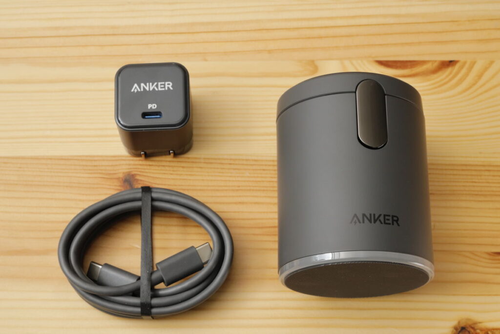 Anker 623 Magnetic Wireless Charger (MagGo) 製品本体と付属品