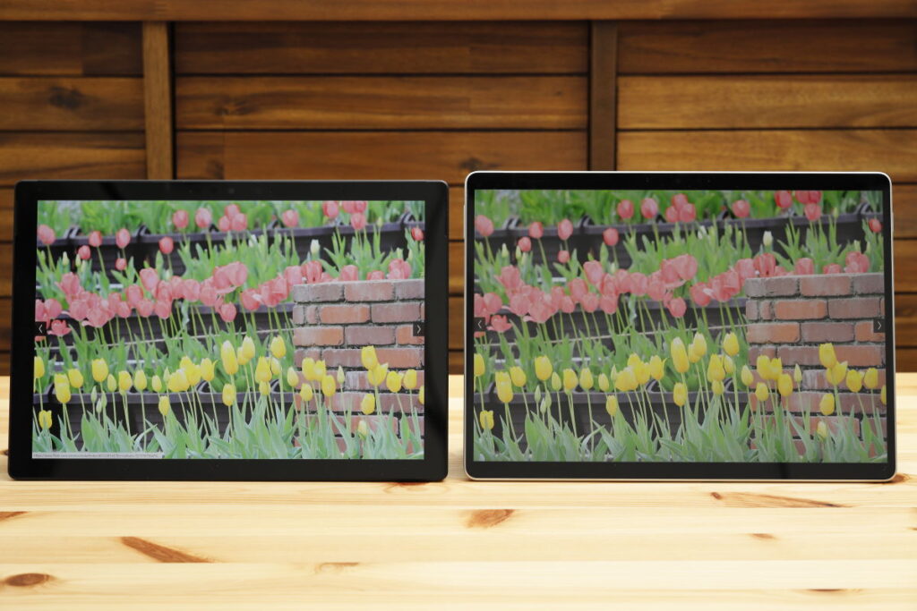 ディスプレイの比較　Surface Pro 7 と Surface Pro 8