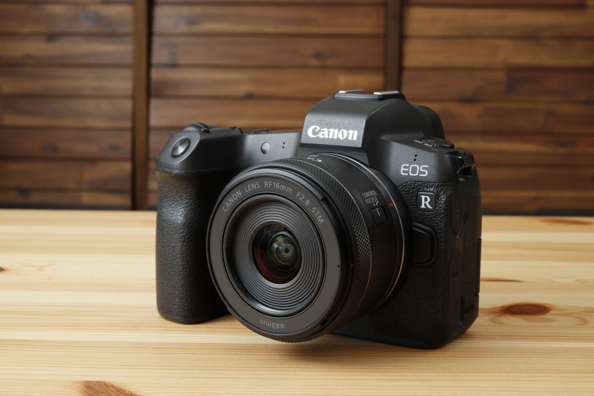 【ほぼ新品】Canon キャノン RF16mm F2.8 STM レンズ(単焦点) カメラ 家電・スマホ・カメラ 格安割引購入