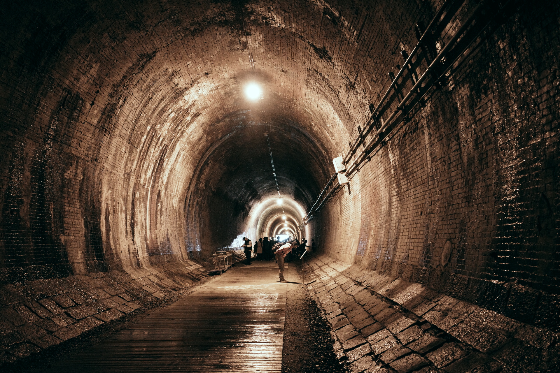 作例写真　ブリーチバイパス コンパクトデジタルカメラ RICOH GRⅢ（GR3）　湊川隧道