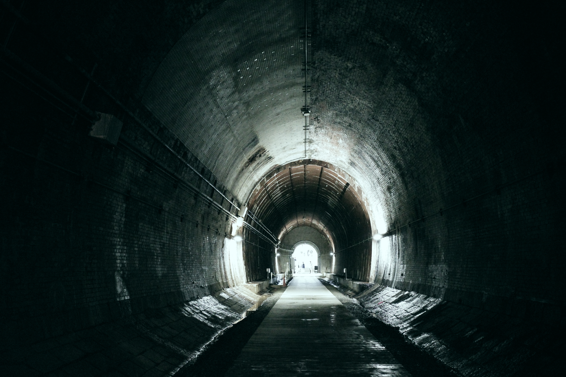 作例写真　ブリーチバイパス コンパクトデジタルカメラ RICOH GRⅢ（GR3）　湊川隧道