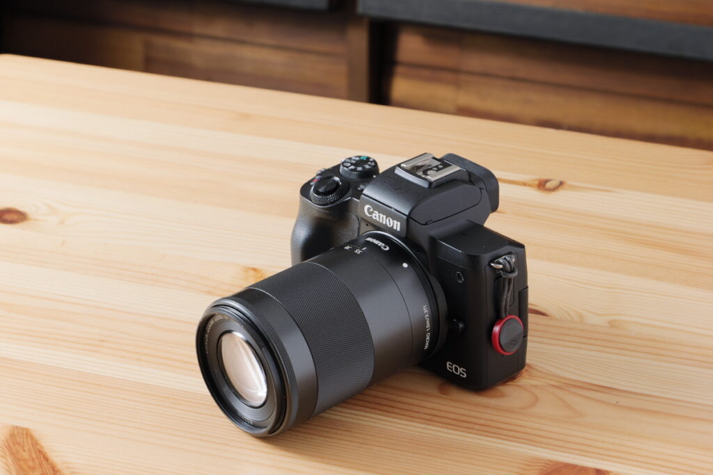 豪華新品︎Canon 望遠レンズ　EF-M 55-200mm デジタルカメラ