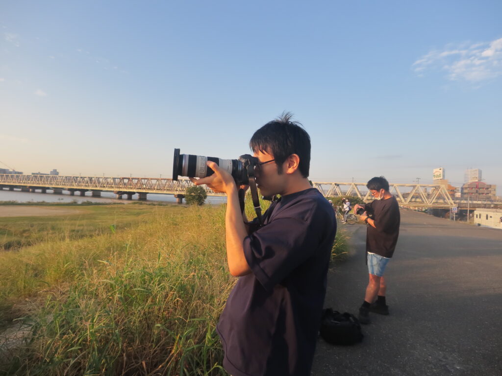 大阪淀川にて撮影風景 PowerShot PICK