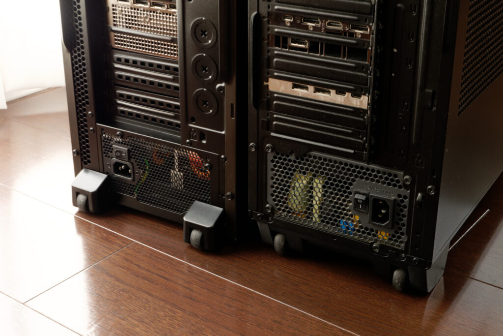 新型DAIV DD と旧型DAIV のデスクトップPC ケース比較　キャスター
