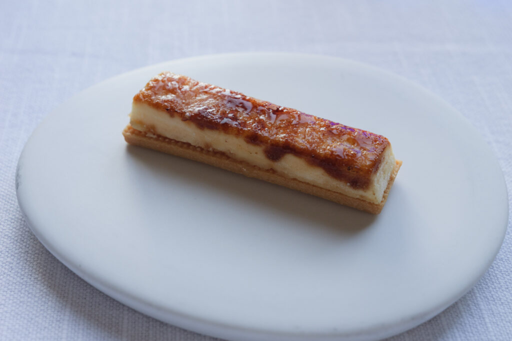 カタラーナ　チーズ菓子　ディナーコース メインダイニング バイ・ザ・ハウス・オブ・パシフィック