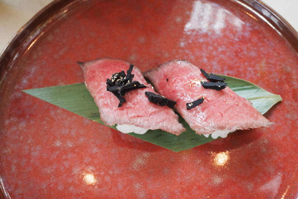 オリエンタルホテル神戸 アイテムフェア 神戸牛とトリュフのお寿司仕立て