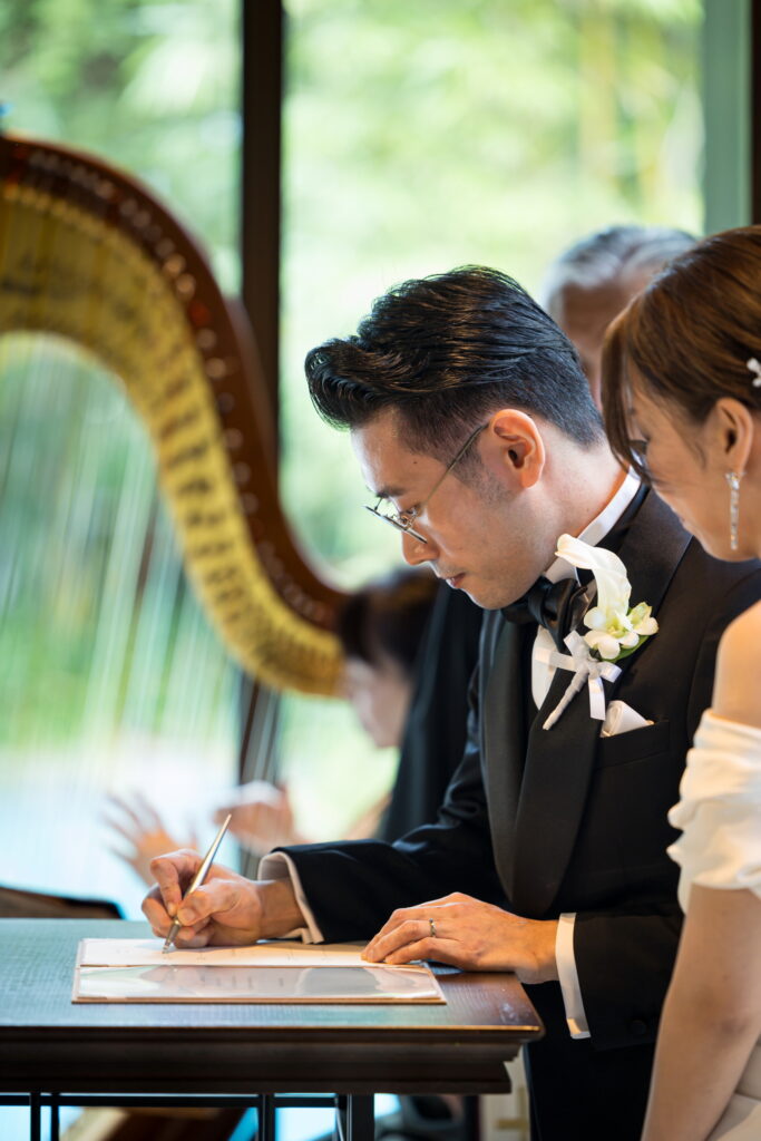 オリエンタルホテル神戸のチャペルにて結婚式