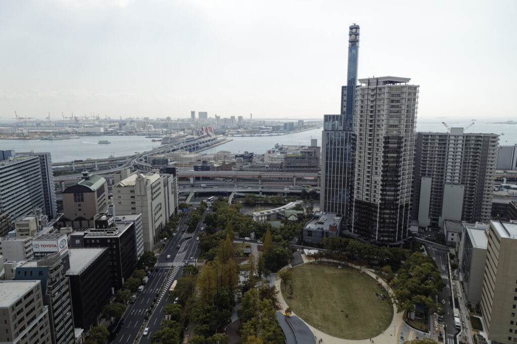 神戸の海側の風景 市役所1号館24階展望ロビー