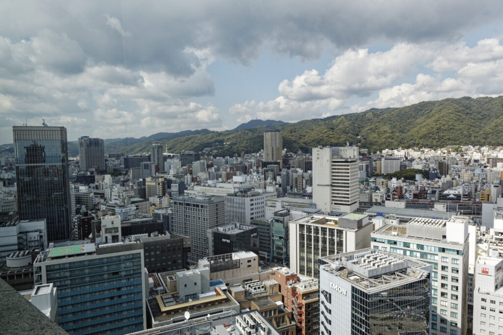 神戸の山側の風景 市役所1号館24階展望ロビー