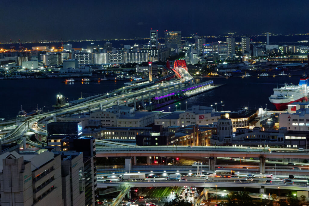 神戸の港の夜景　市役所1号館24階展望ロビー