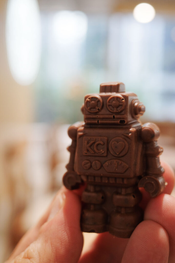 神戸チョコのロボットチョコ