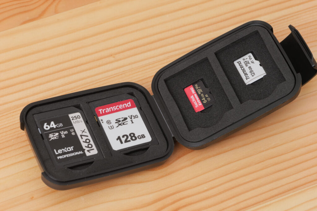 ハクバ　ポータブルメディアケース　SDカード microSDカード収納