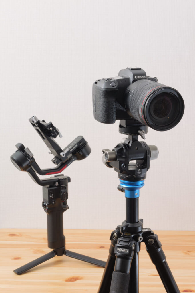 DJI RS 4 付属のカメラプレートはアルカスイス式