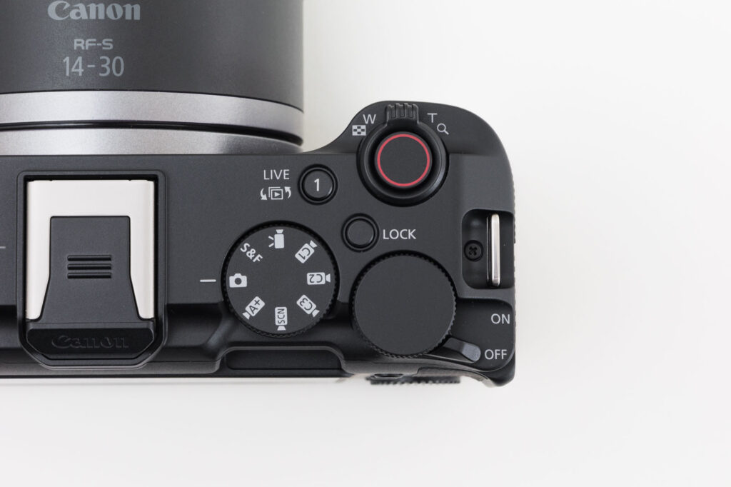 キヤノン ミラーレス一眼カメラ EOS R50 V