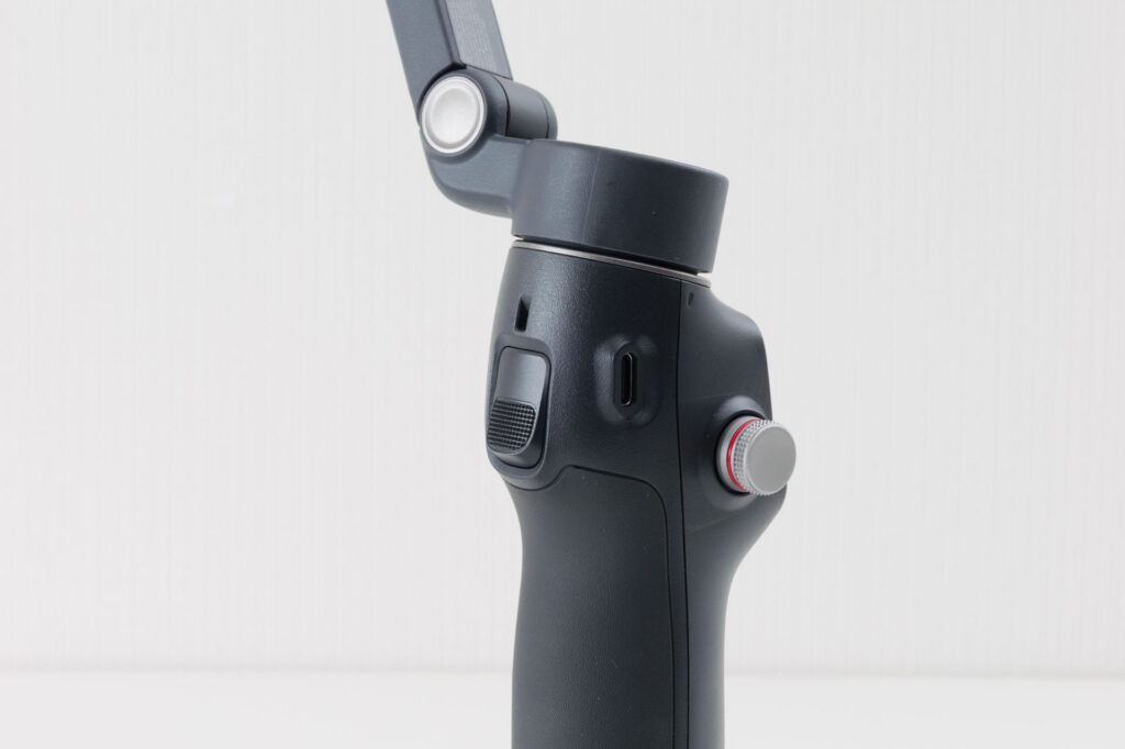 スマホジンバル Osmo Mobile 8