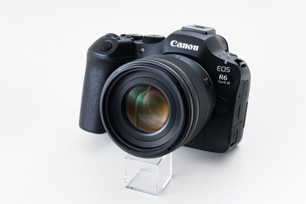 Canon RF45mm F1.2 STM