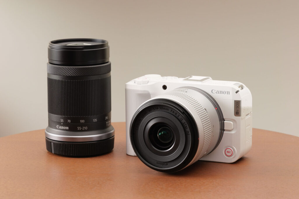 EOS R50 V ホワイト　ダブルズームキット