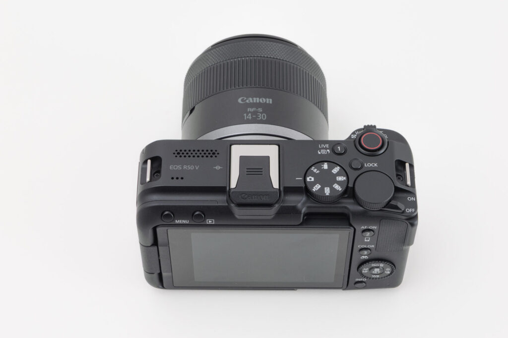 EOS R50 V