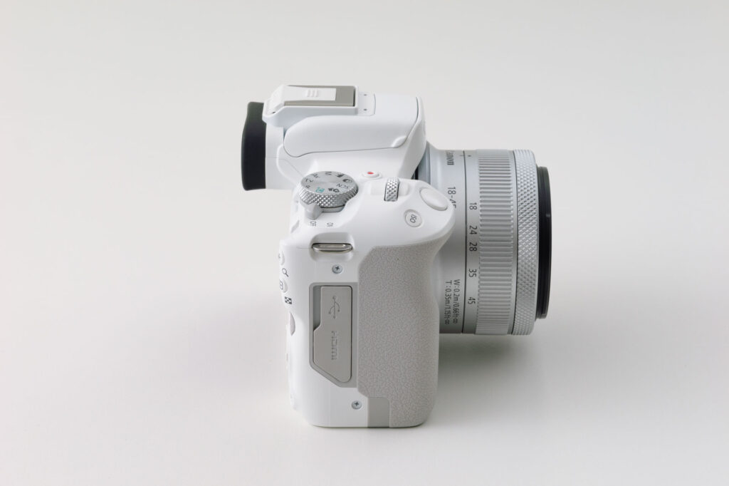 EOS R50 のインターフェイス