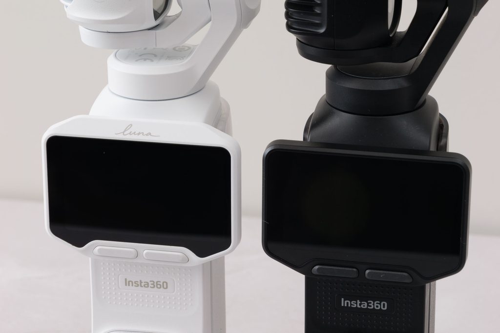 Luna Pro のモニター上部にある luna のロゴ