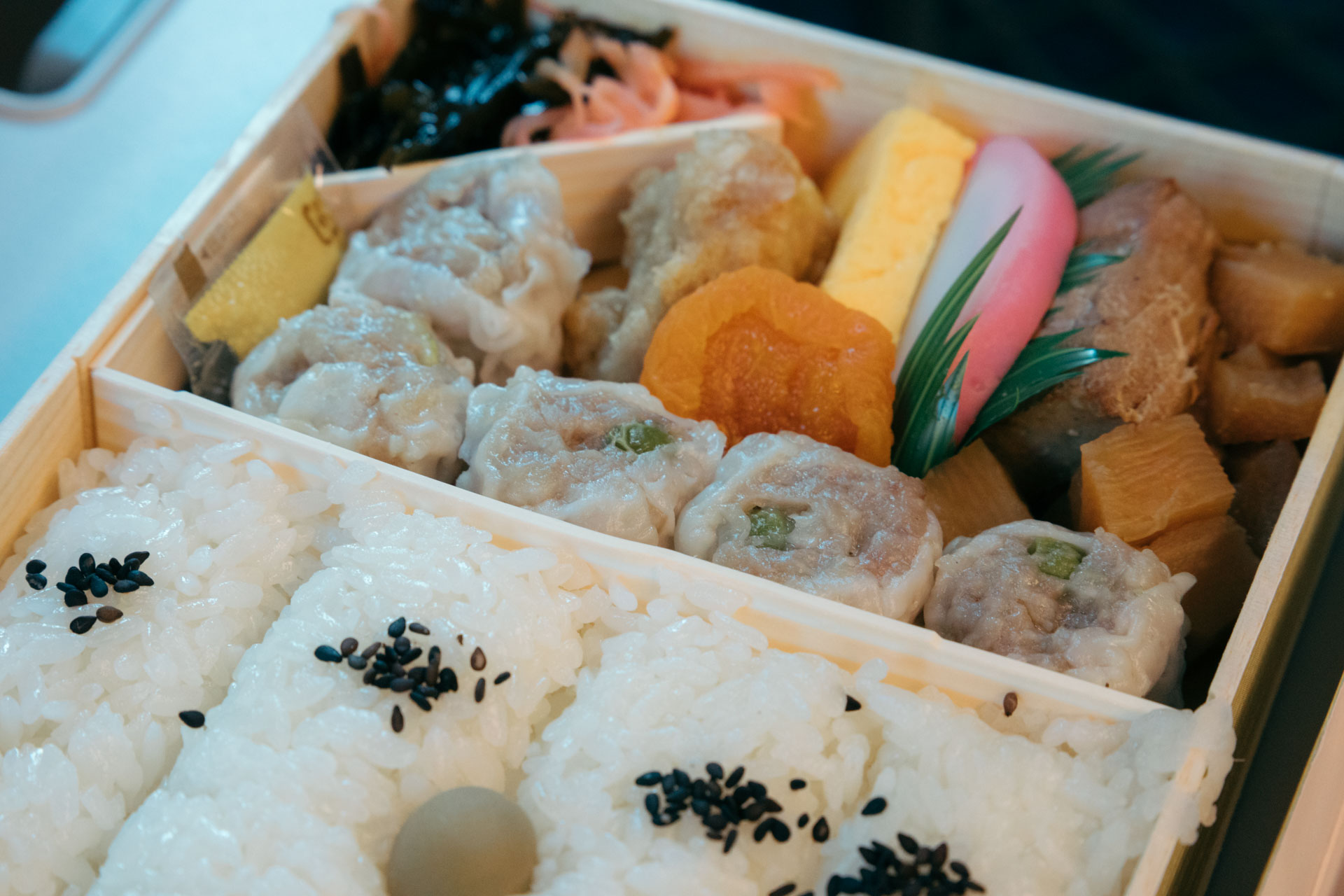 帰りの新幹線のシウマイ弁当